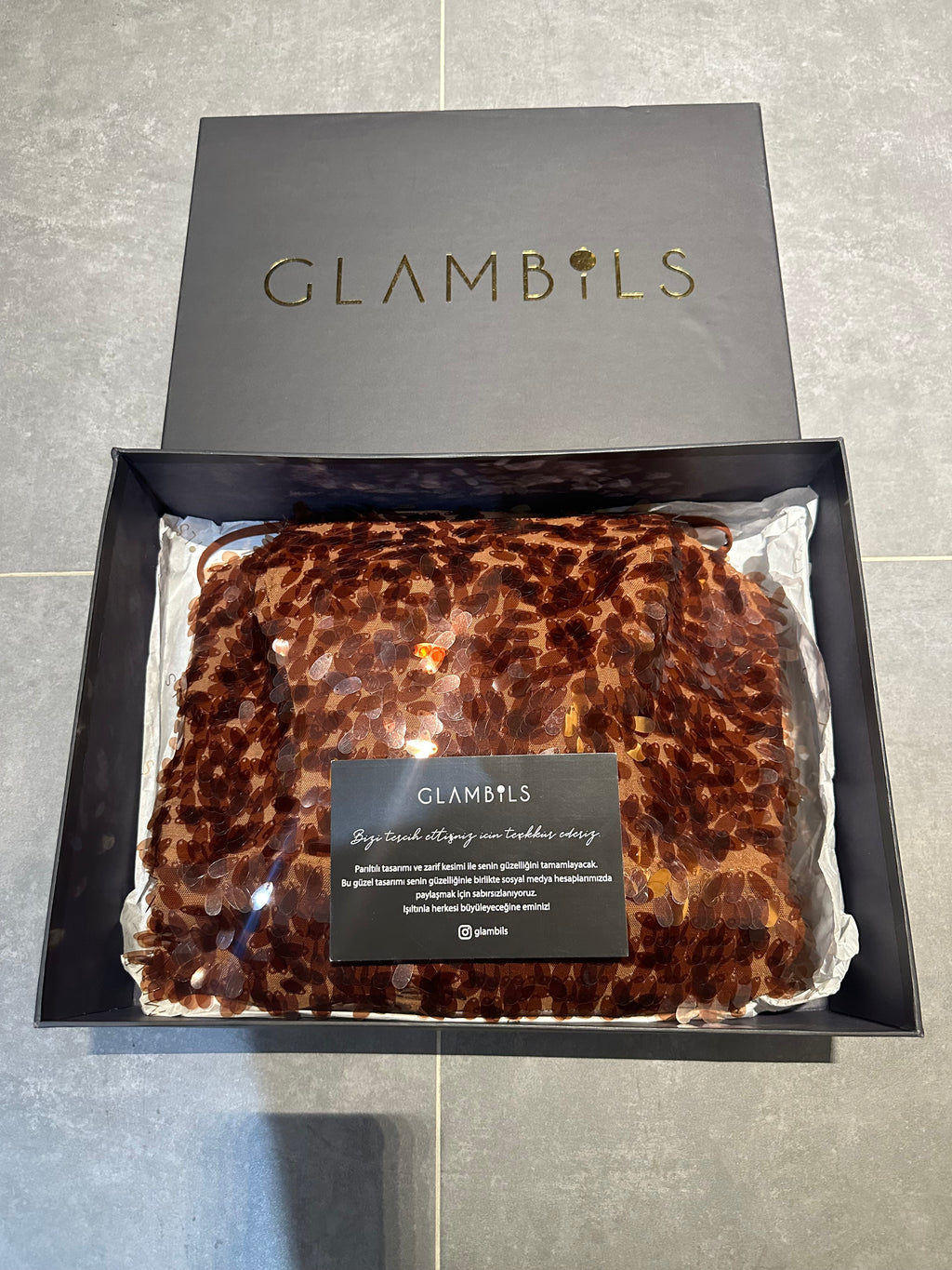 Glambils Eliana Kahve Payet Elbise