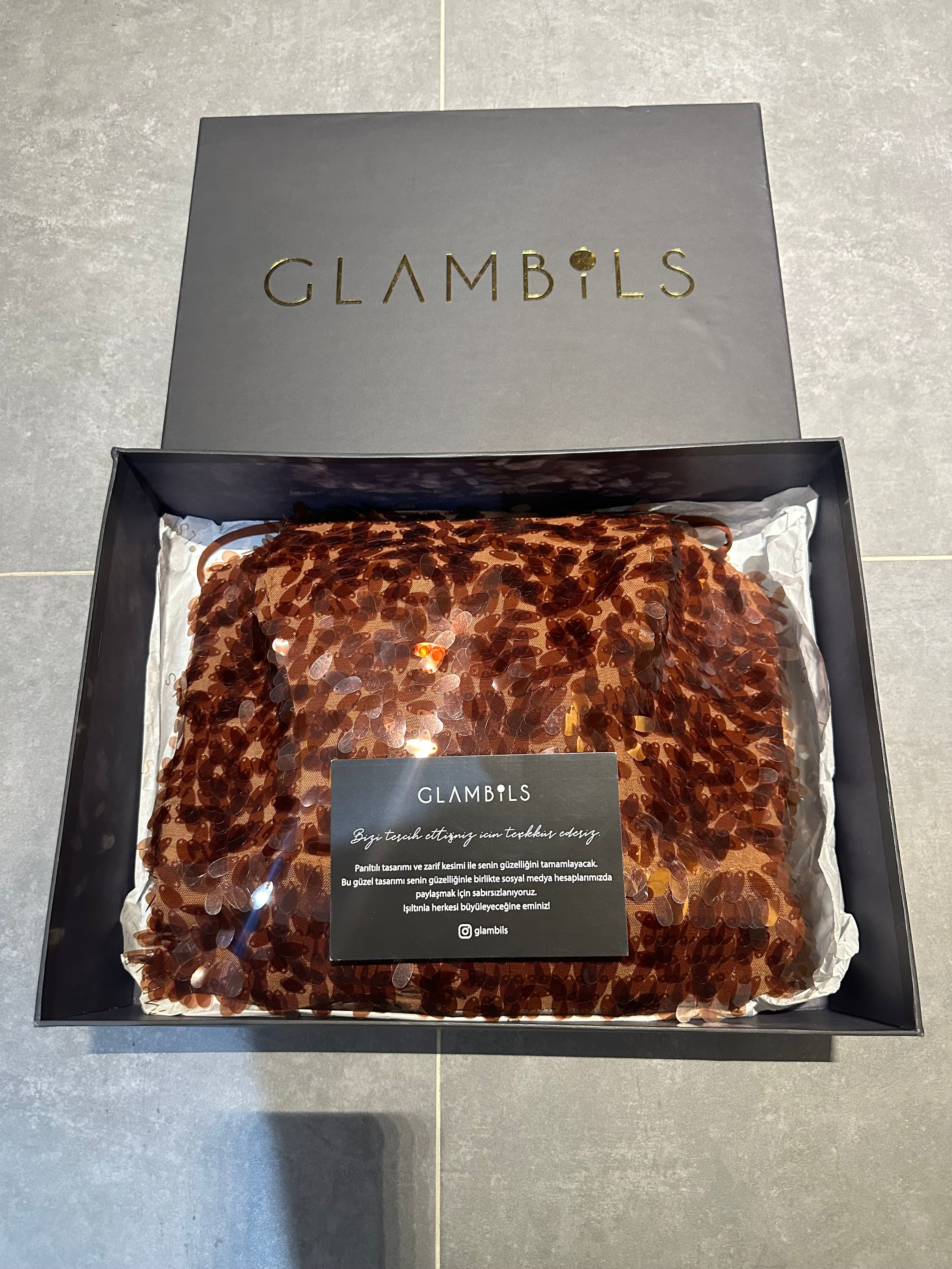 Glambils Eliana Kahve Payet Elbise