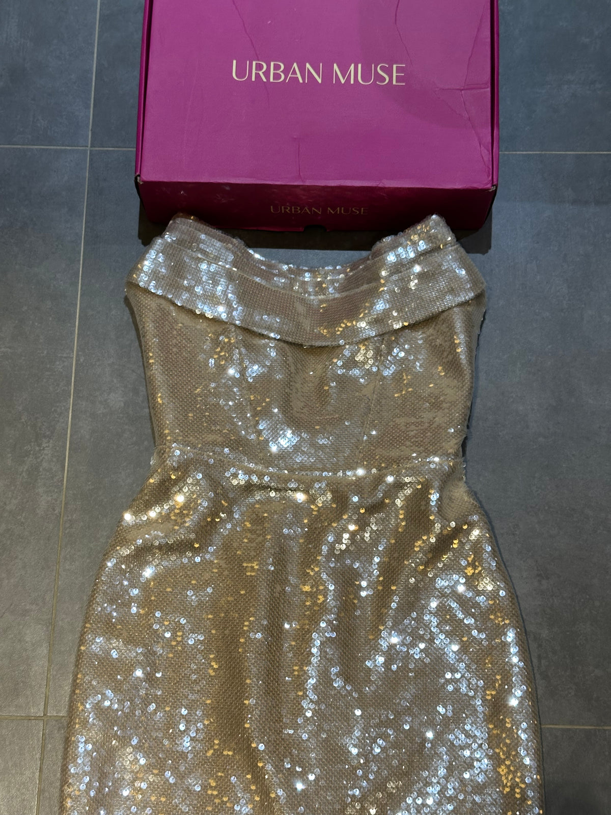 Urban Muse Aestus Maxi Elbise