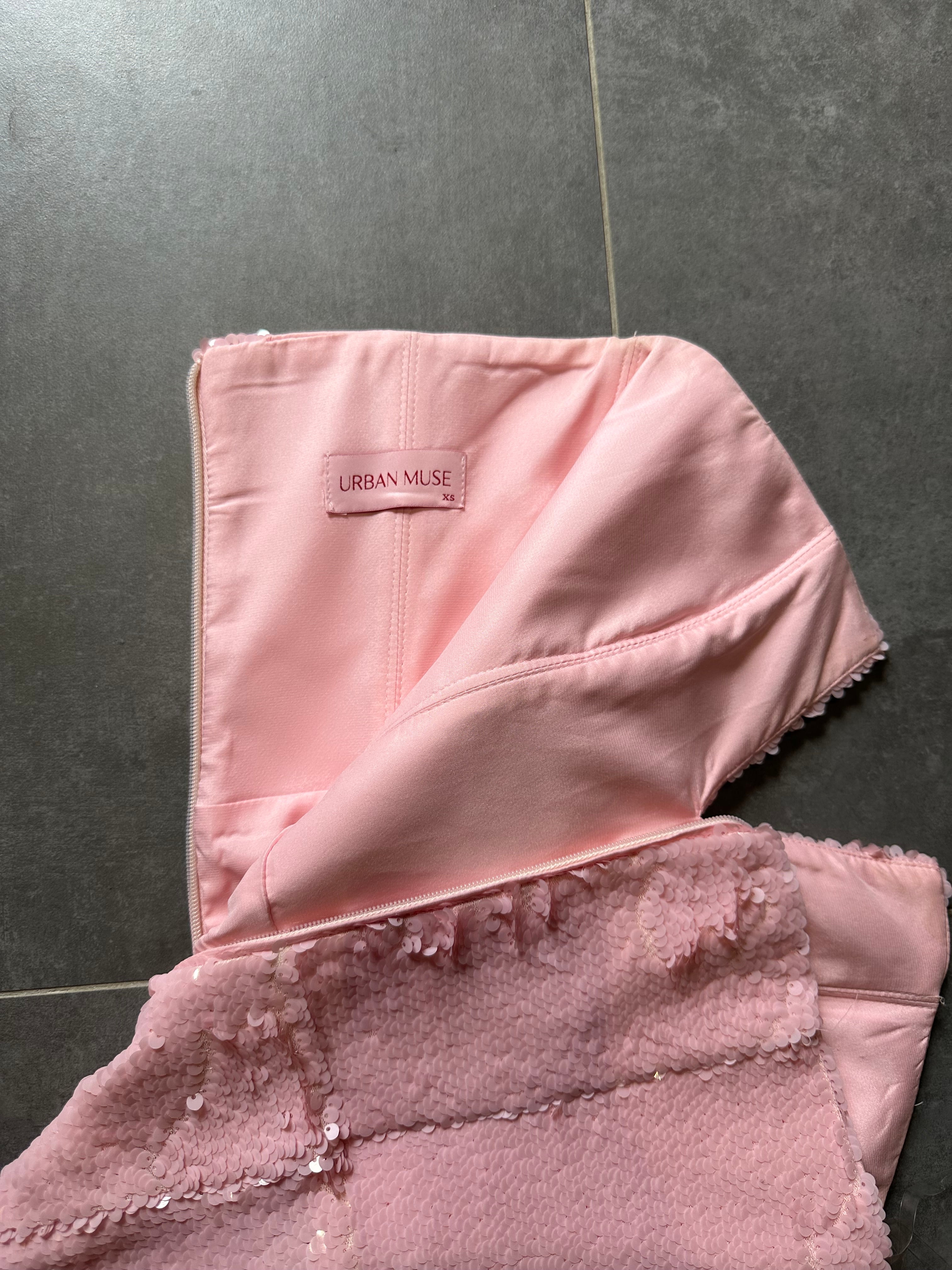 Urban Muse pembe Payet elbise