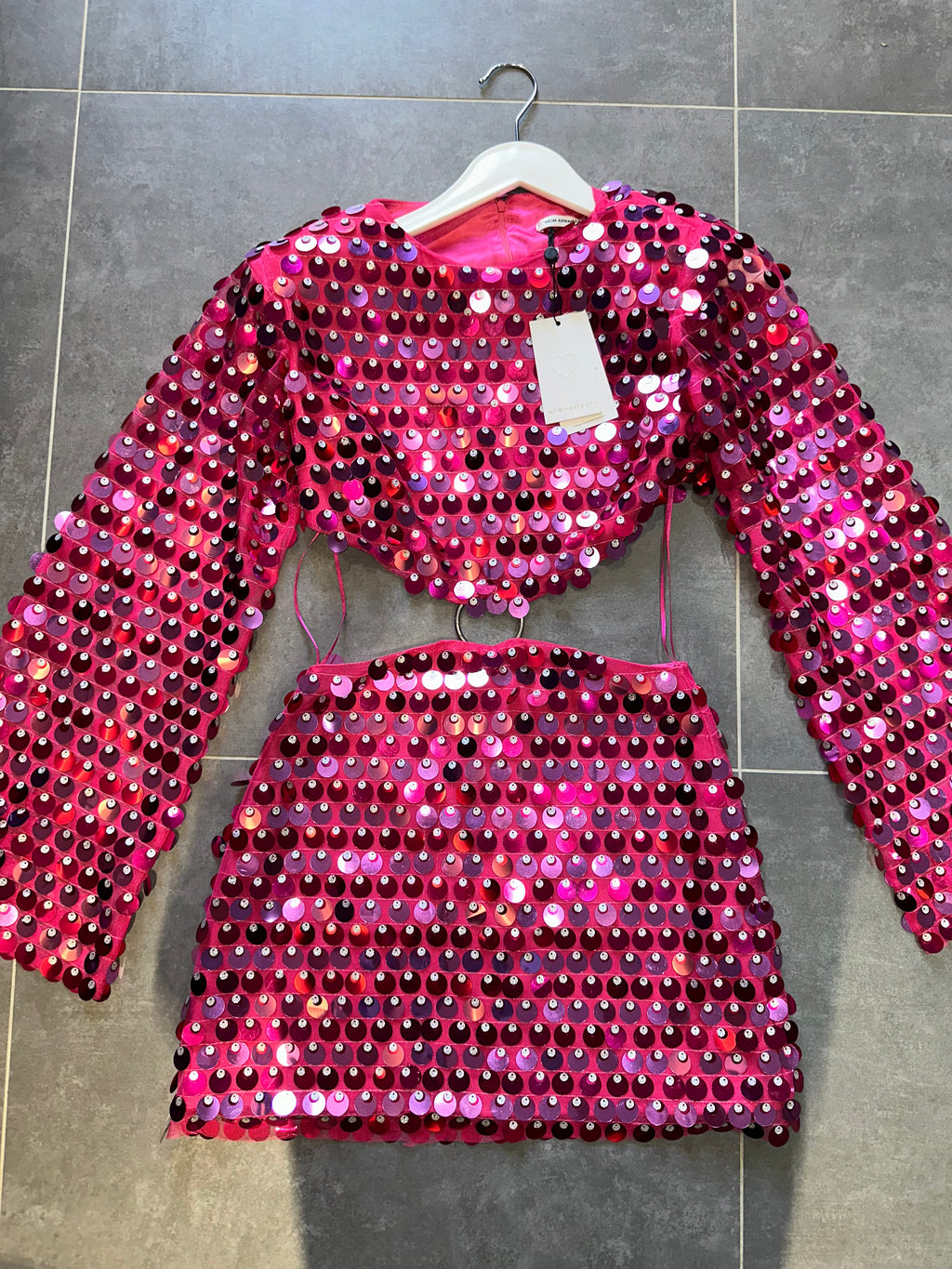 New Arrivals pembe payetli mini elbise